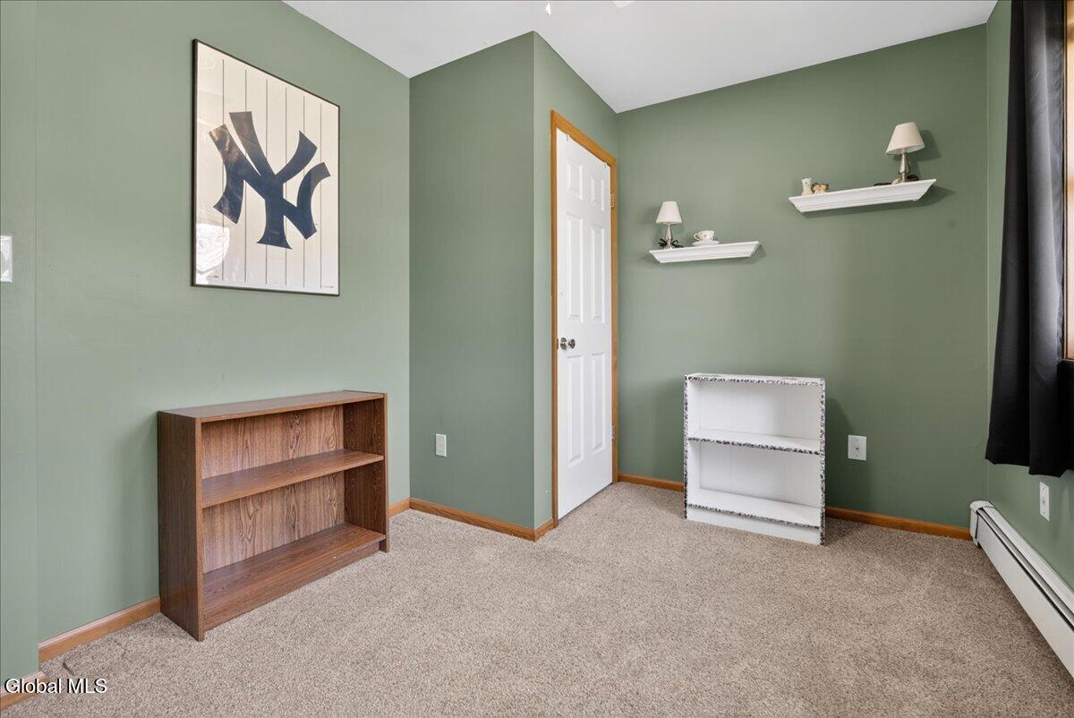 16 Muriel Lane Schaghticoke NY 12154