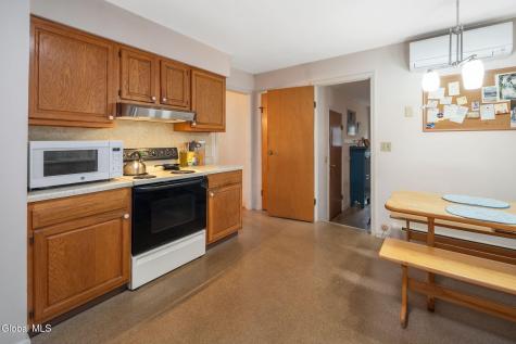 29 Bennett Terrace Delmar NY 12054