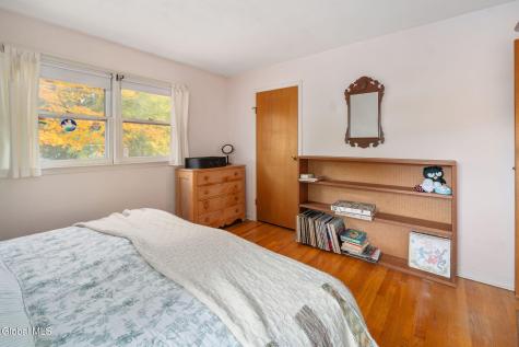 29 Bennett Terrace Delmar NY 12054