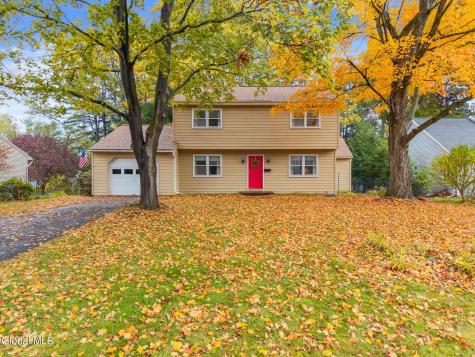 29 Bennett Terrace Delmar NY 12054