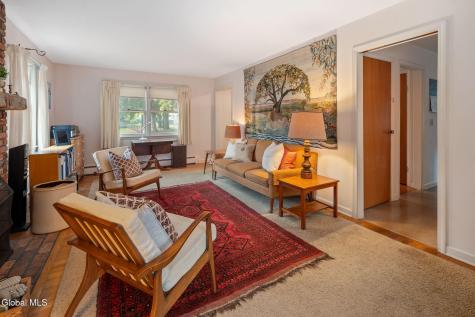 29 Bennett Terrace Delmar NY 12054