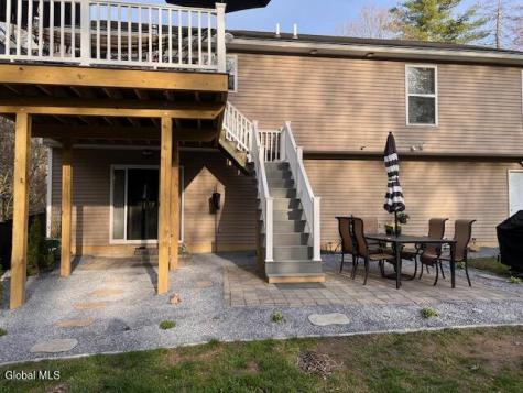 647 Pearse Road Niskayuna NY 12309