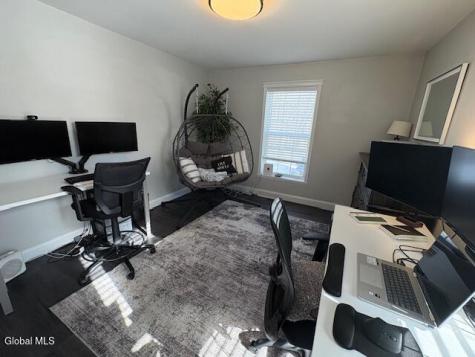 647 Pearse Road Niskayuna NY 12309