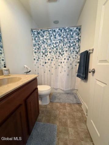 647 Pearse Road Niskayuna NY 12309