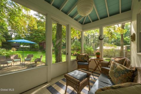 33 Hudson Street Kinderhook NY 12106