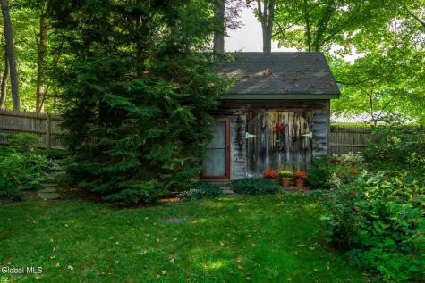 33 Hudson Street Kinderhook NY 12106