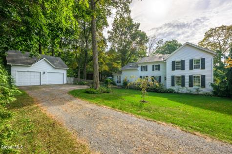 33 Hudson Street Kinderhook NY 12106