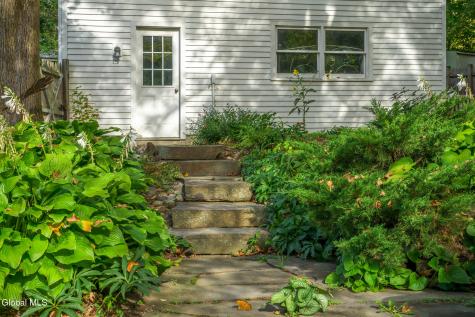 33 Hudson Street Kinderhook NY 12106