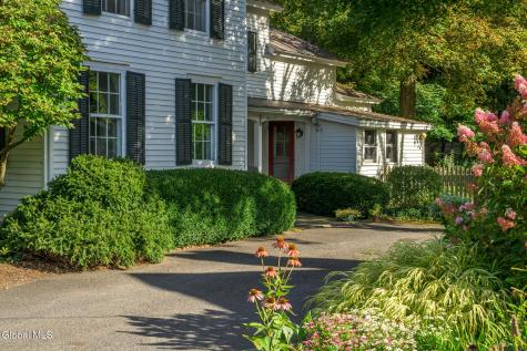 33 Hudson Street Kinderhook NY 12106