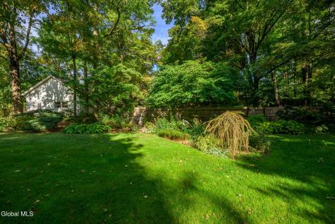 33 Hudson Street Kinderhook NY 12106