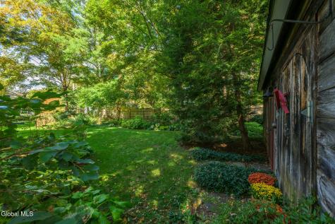 33 Hudson Street Kinderhook NY 12106