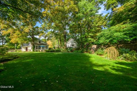 33 Hudson Street Kinderhook NY 12106