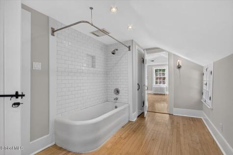 314 Osborne Road Loudonville NY 12211