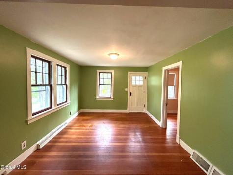 148 Elliot Road East Greenbush NY 12061