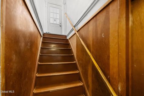 81 Hazelhurst Avenue Albany NY 12203