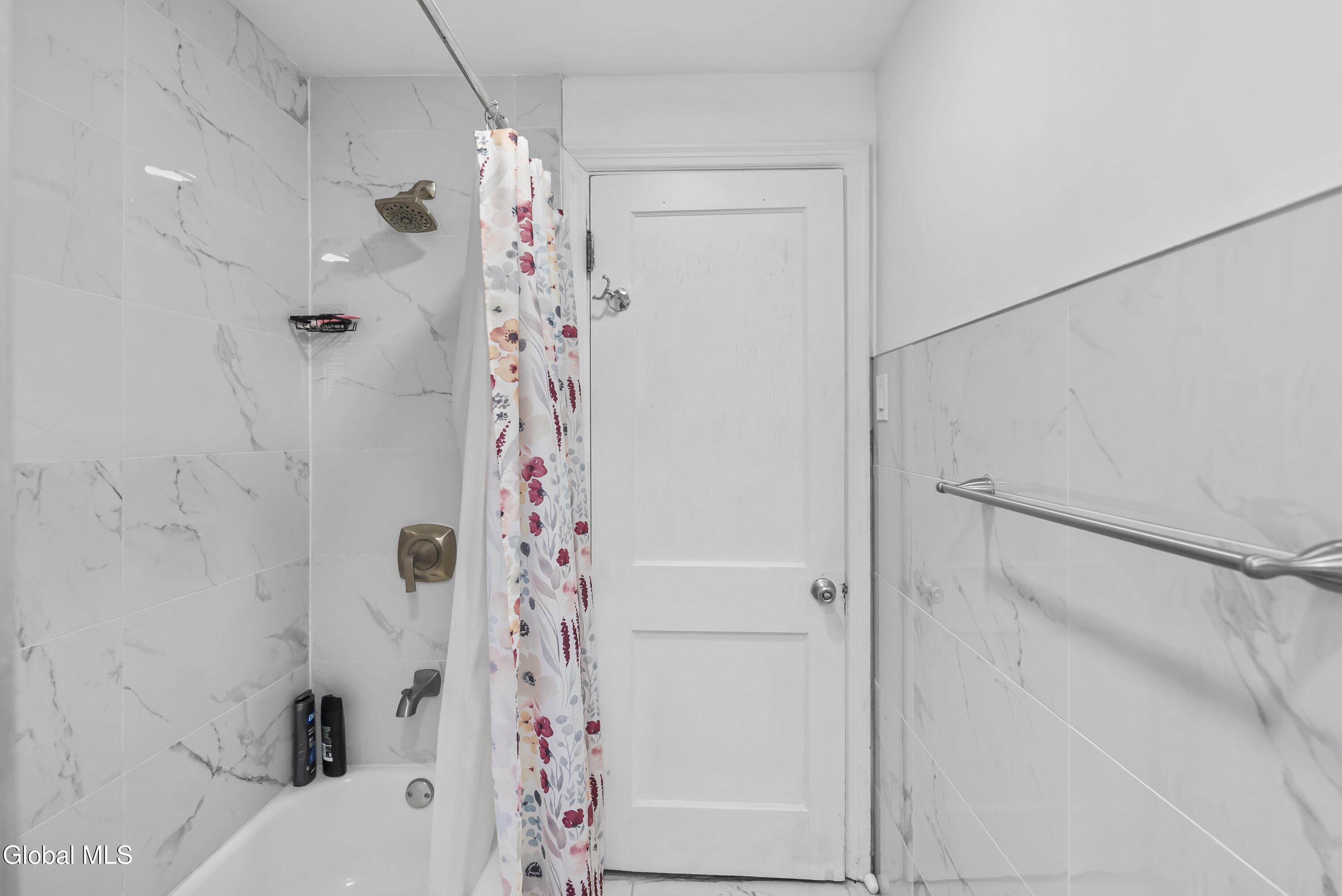81 Hazelhurst Avenue Albany NY 12203
