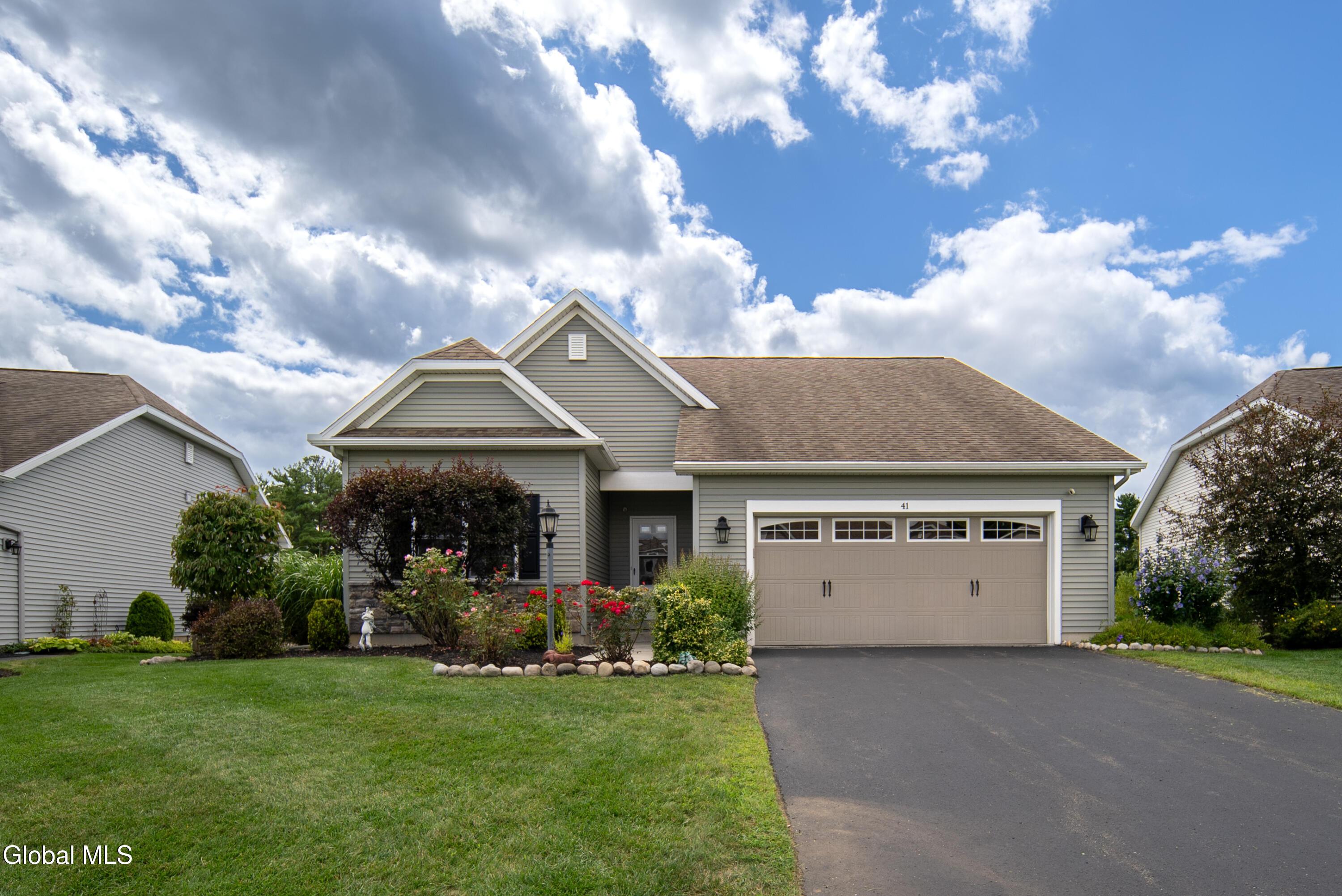 41 Somerset Drive Mechanicville NY 12118