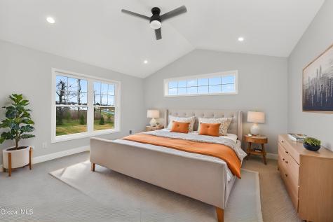 10 Scarlet Street Clifton Park NY 12065