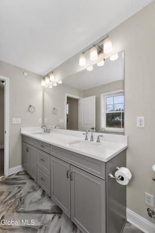 10 Scarlet Street Clifton Park NY 12065