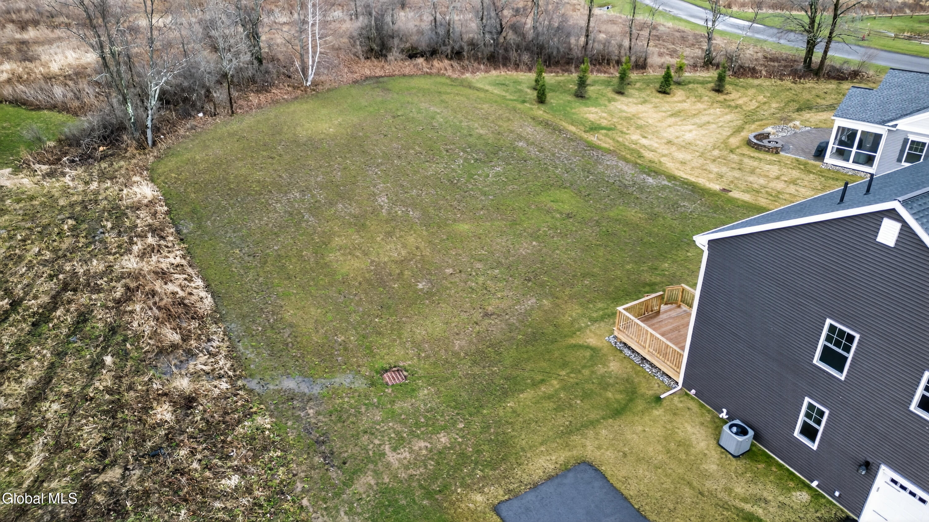 10 Scarlet Street Clifton Park NY 12065