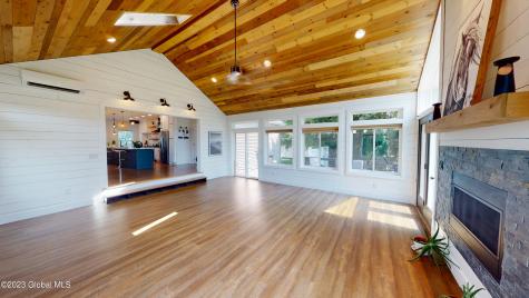 26 Foxglove Way Malta NY 12020