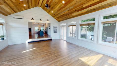 26 Foxglove Way Malta NY 12020