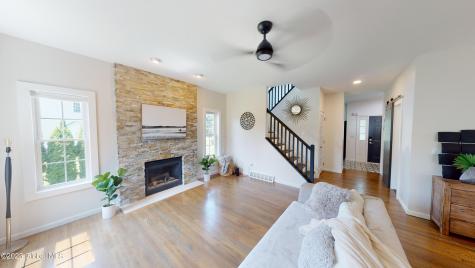 26 Foxglove Way Malta NY 12020