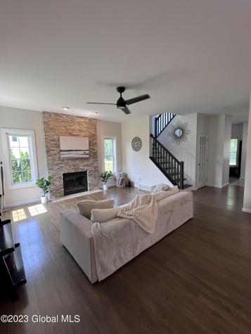 26 Foxglove Way Malta NY 12020