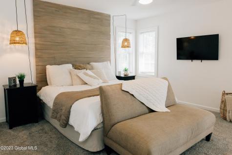 26 Foxglove Way Malta NY 12020