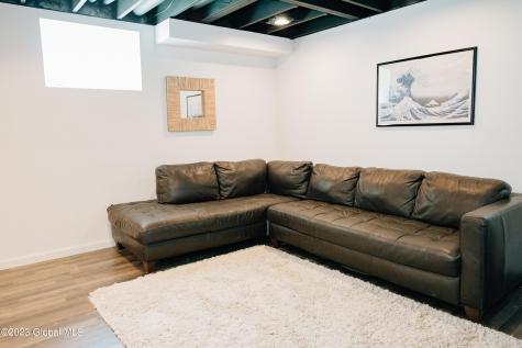 26 Foxglove Way Malta NY 12020