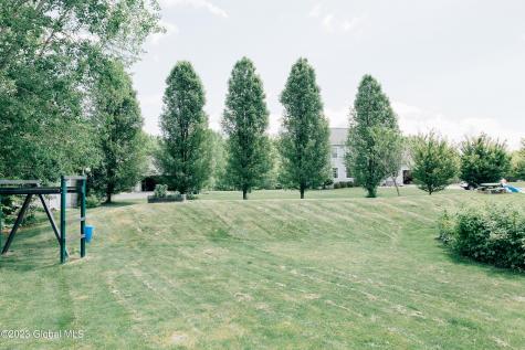 26 Foxglove Way Malta NY 12020