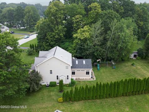 26 Foxglove Way Malta NY 12020