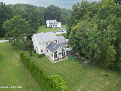 26 Foxglove Way Malta NY 12020