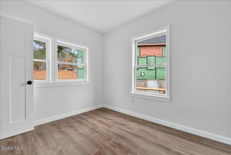 75 Mcgillis Avenue Lake George NY 12845