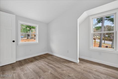 75 Mcgillis Avenue Lake George NY 12845