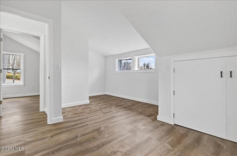 75 Mcgillis Avenue Lake George NY 12845