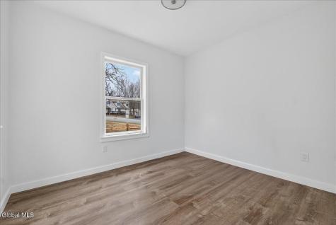 75 Mcgillis Avenue Lake George NY 12845