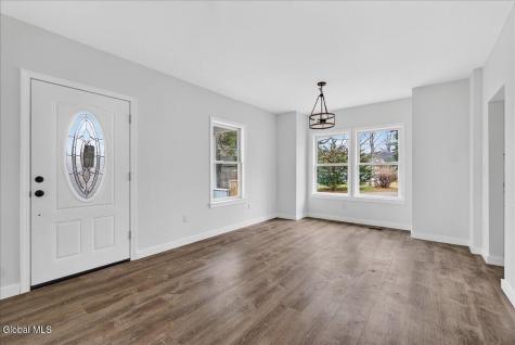 75 Mcgillis Avenue Lake George NY 12845
