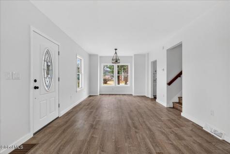 75 Mcgillis Avenue Lake George NY 12845