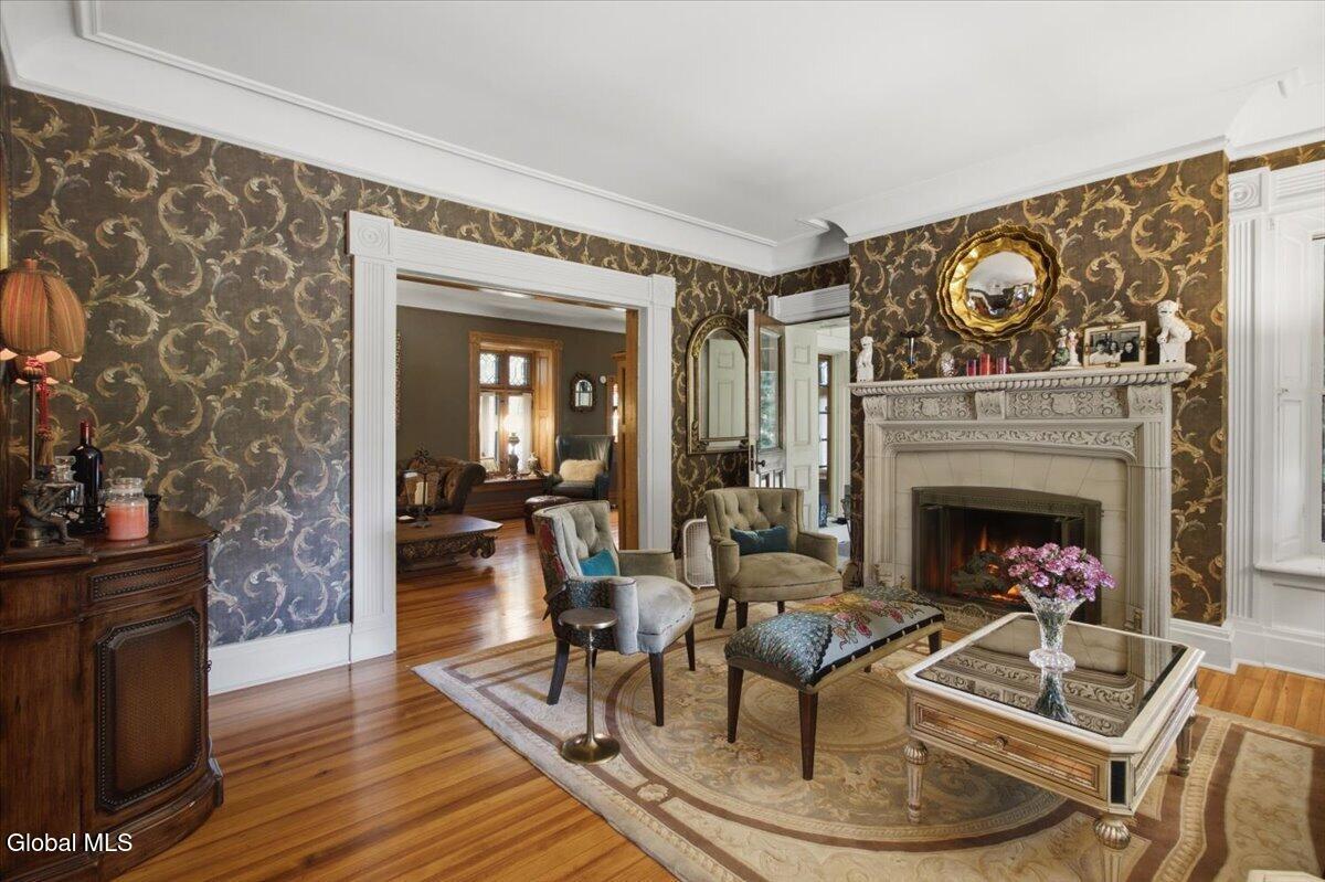 321 Guy Park Avenue Amsterdam NY 12010