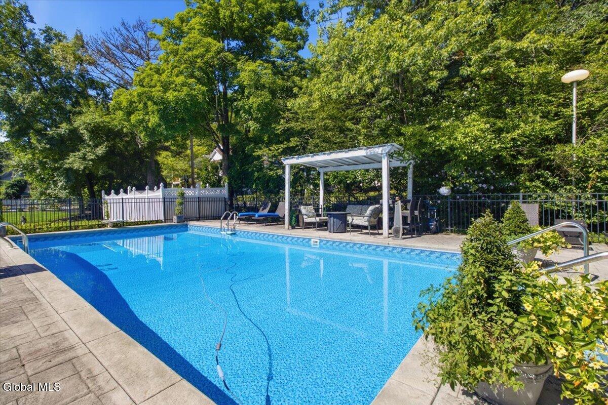 321 Guy Park Avenue Amsterdam NY 12010