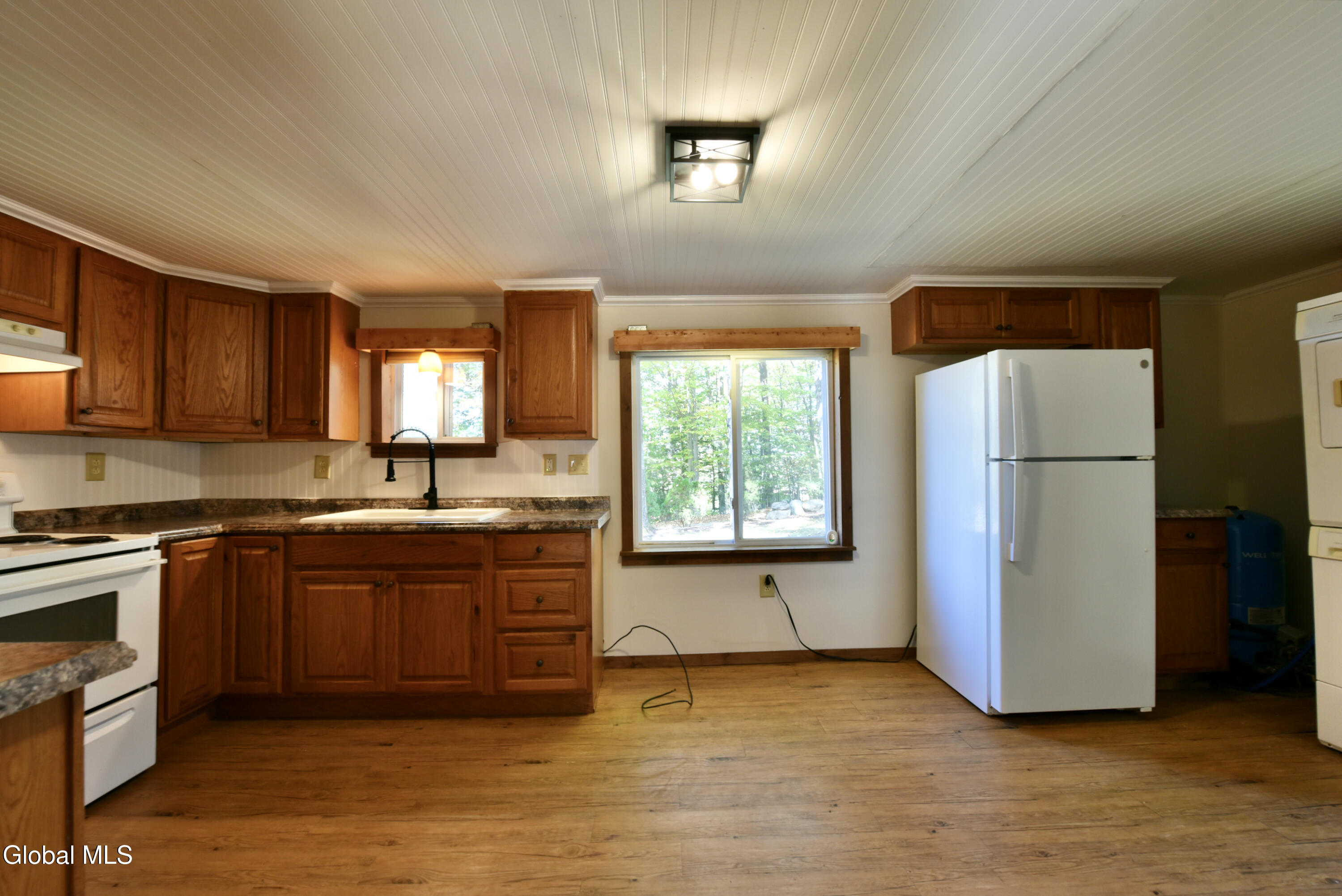 8 Park Avenue Middle Grove NY 12850