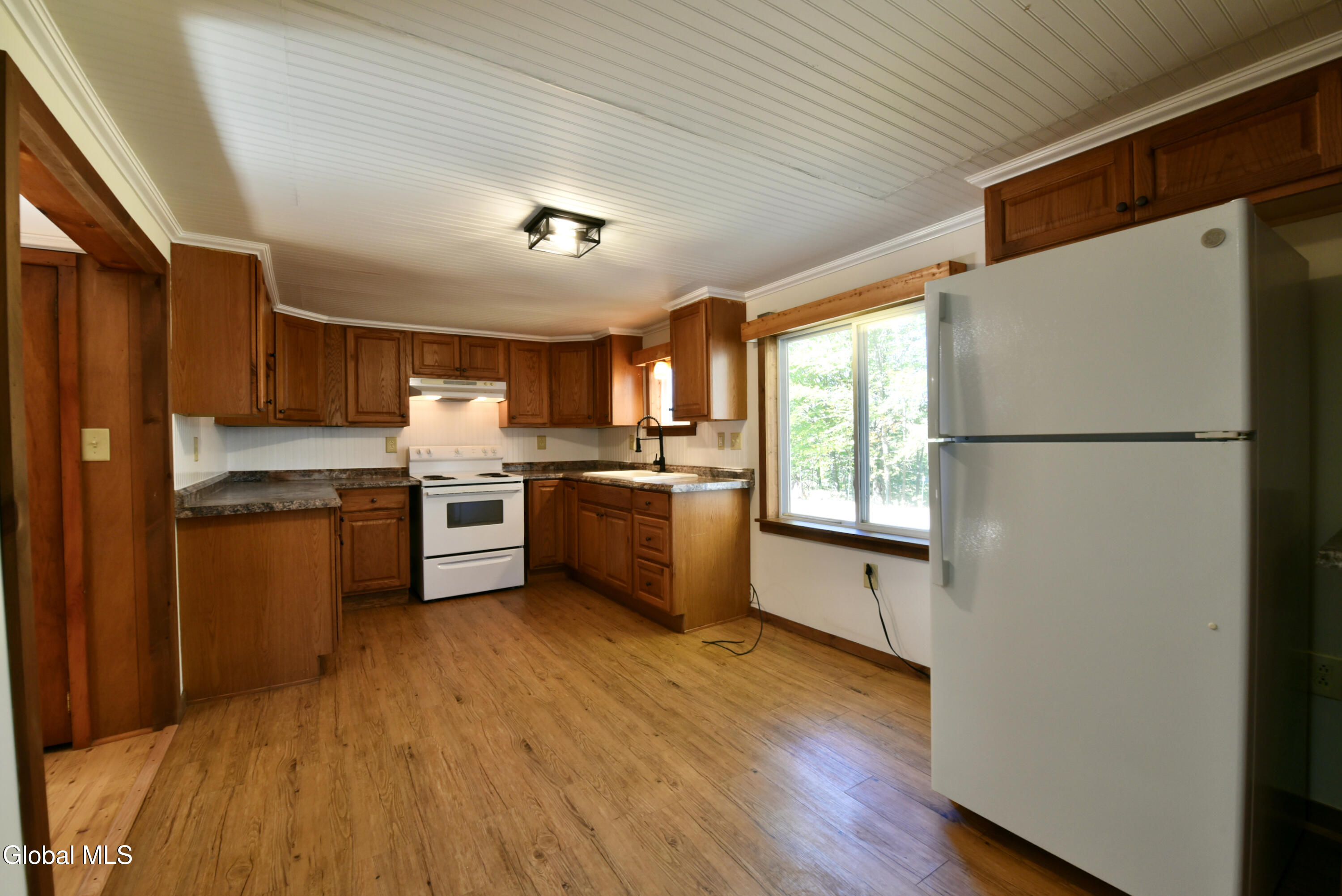 8 Park Avenue Middle Grove NY 12850