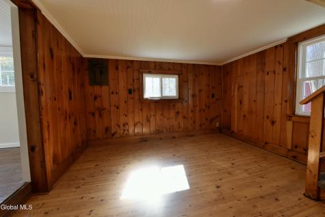 8 Park Avenue Middle Grove NY 12850
