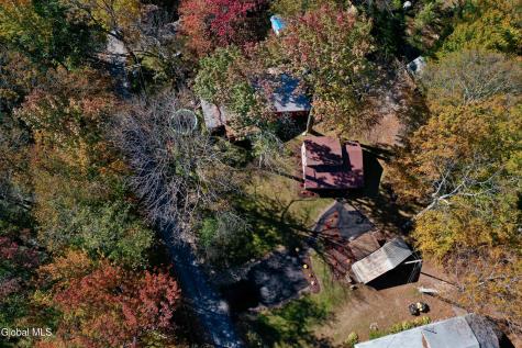 8 Park Avenue Middle Grove NY 12850