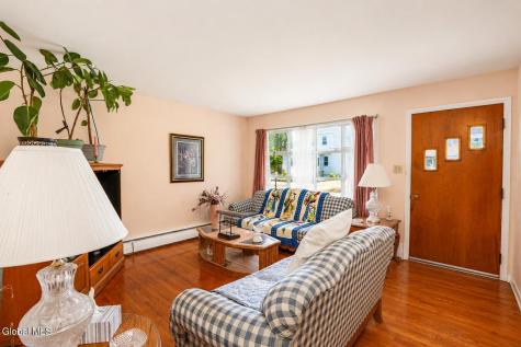 9 Garden Avenue Albany NY 12203