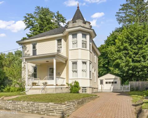 3 Cornelius Avenue Niskayuna NY 12309