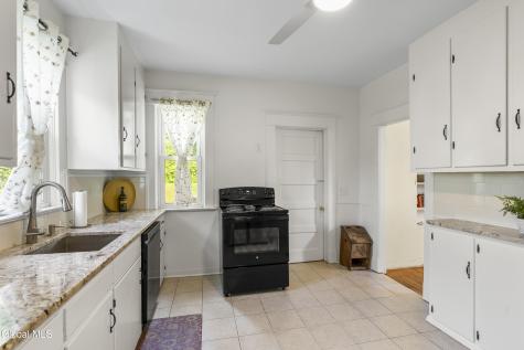 3 Cornelius Avenue Niskayuna NY 12309