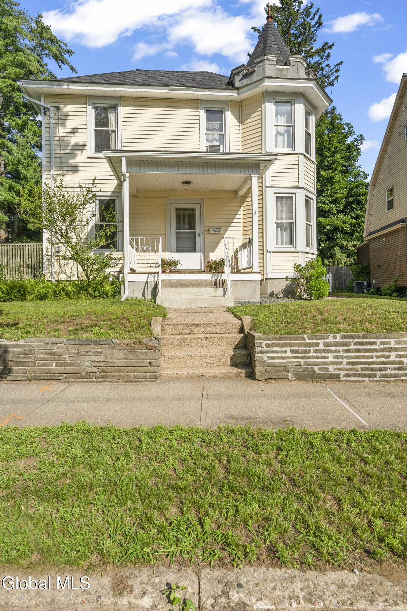 3 Cornelius Avenue Niskayuna NY 12309