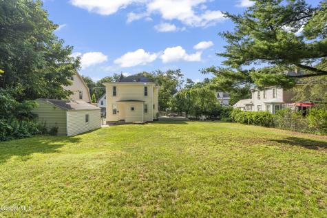 3 Cornelius Avenue Niskayuna NY 12309